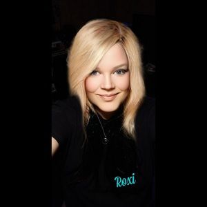 Meet your Posher, Roxi